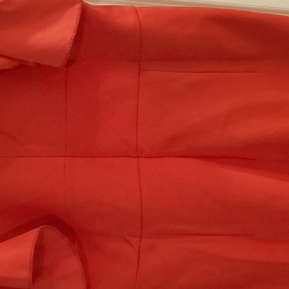 Knitee red flutter sleeve front ruffle dress. - Picture 8 of 9